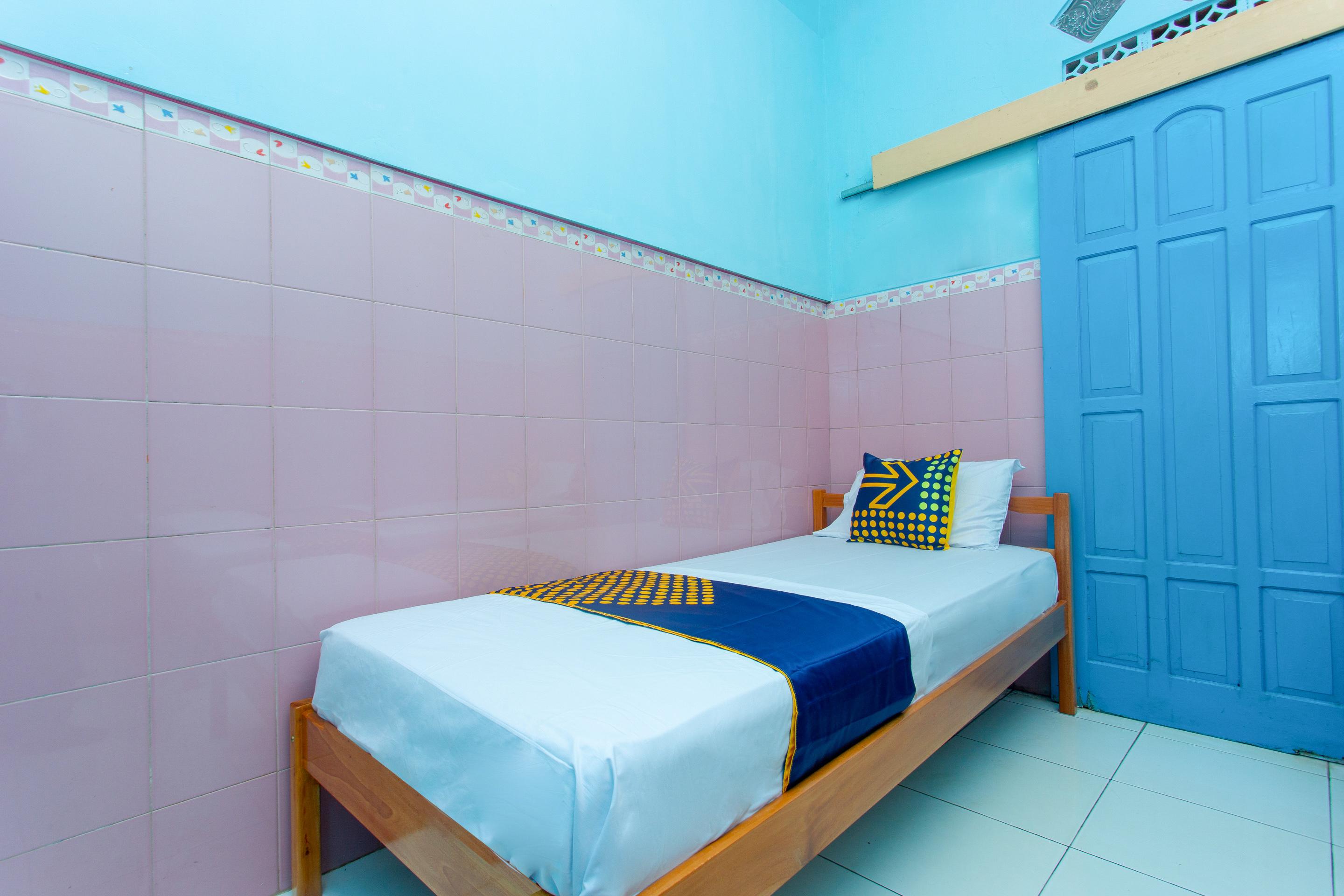 Spot On 2871 Hotel Budi بوروكيرتو المظهر الخارجي الصورة