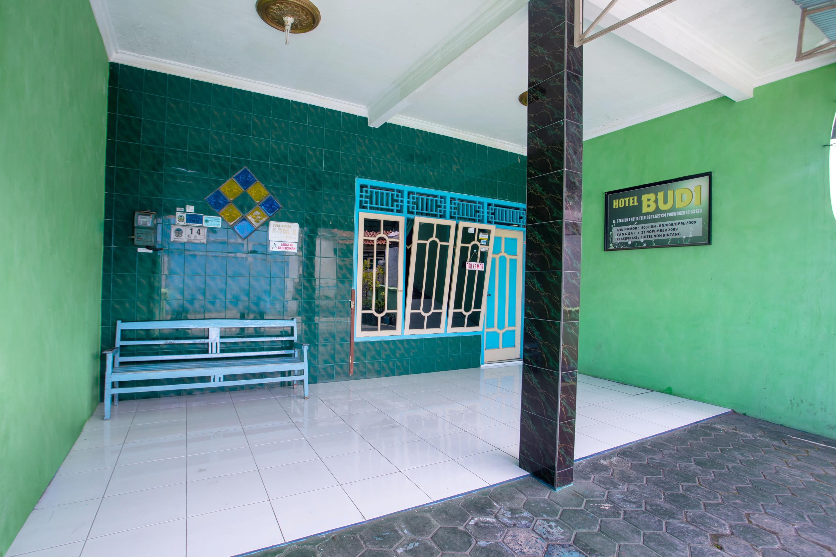 Spot On 2871 Hotel Budi بوروكيرتو المظهر الخارجي الصورة