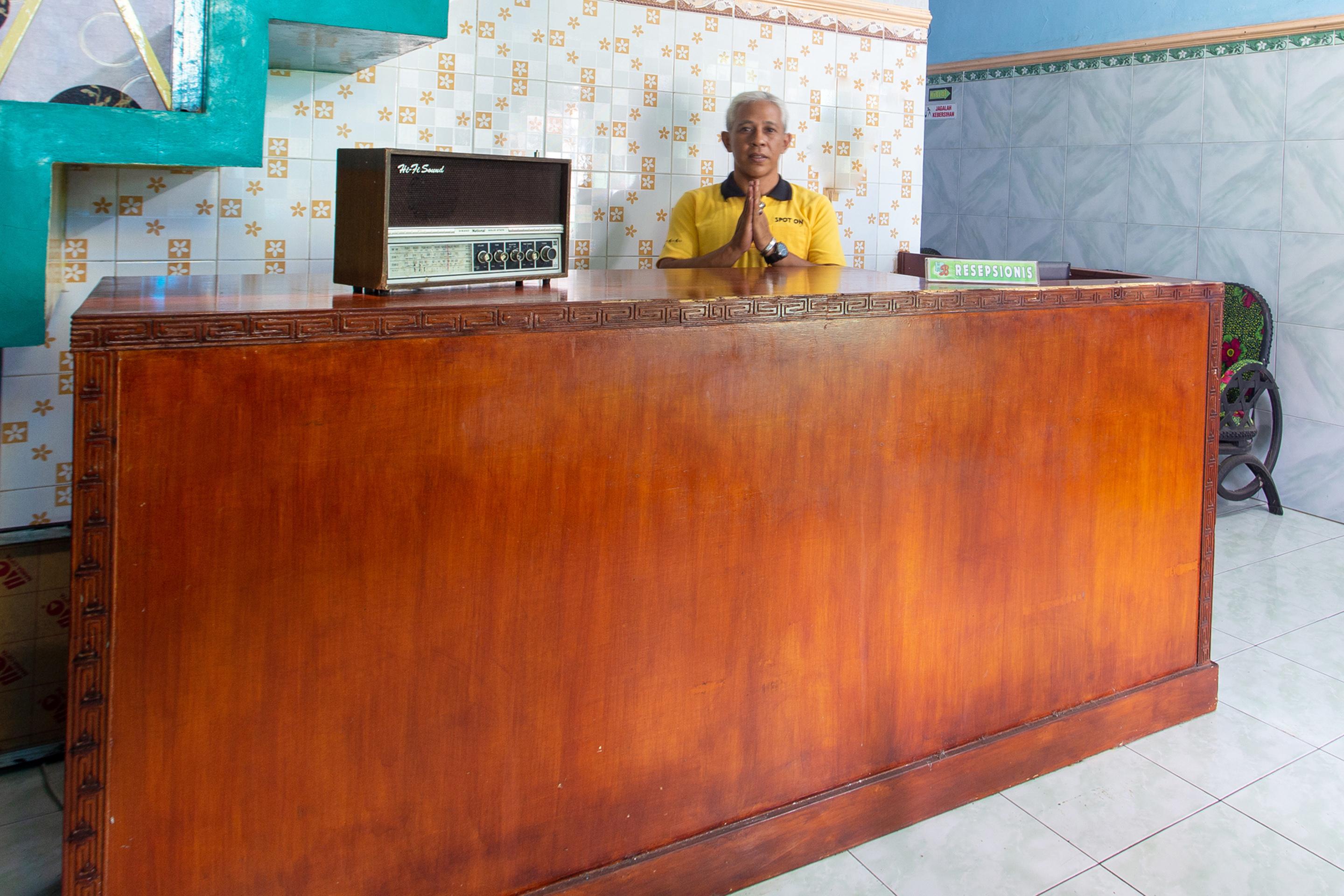 Spot On 2871 Hotel Budi بوروكيرتو المظهر الخارجي الصورة