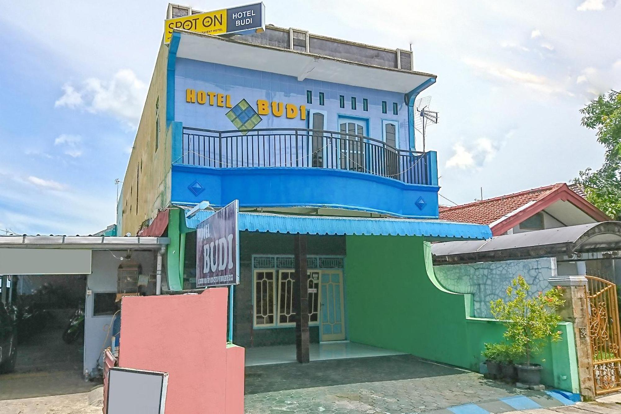 Spot On 2871 Hotel Budi بوروكيرتو المظهر الخارجي الصورة
