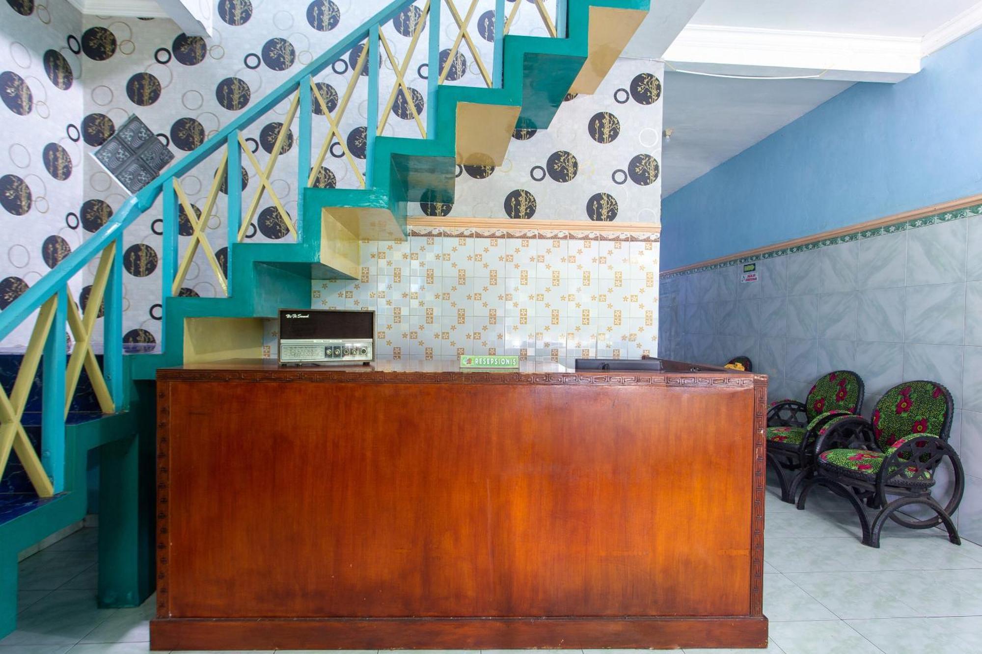 Spot On 2871 Hotel Budi بوروكيرتو المظهر الخارجي الصورة