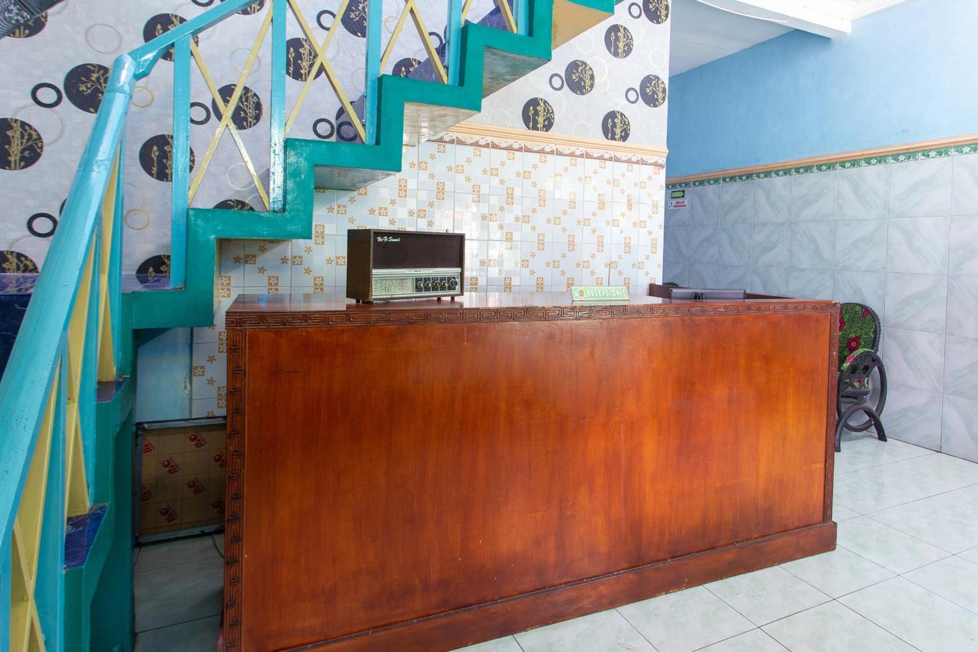 Spot On 2871 Hotel Budi بوروكيرتو المظهر الخارجي الصورة