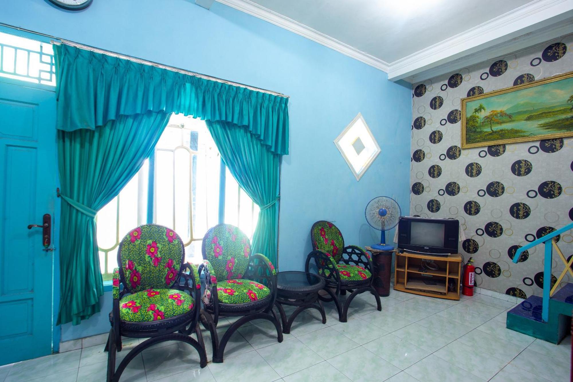 Spot On 2871 Hotel Budi بوروكيرتو المظهر الخارجي الصورة