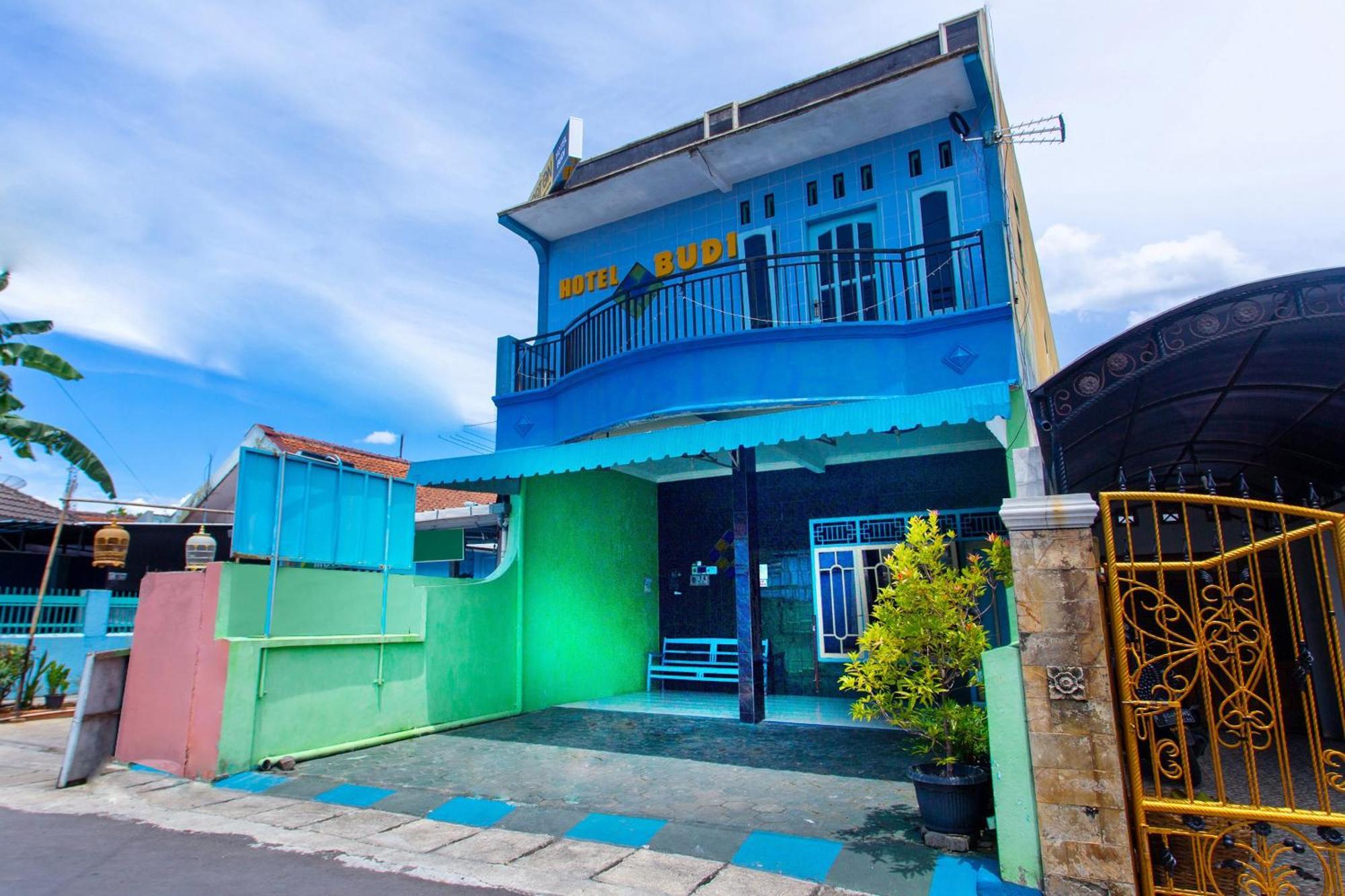 Spot On 2871 Hotel Budi بوروكيرتو المظهر الخارجي الصورة